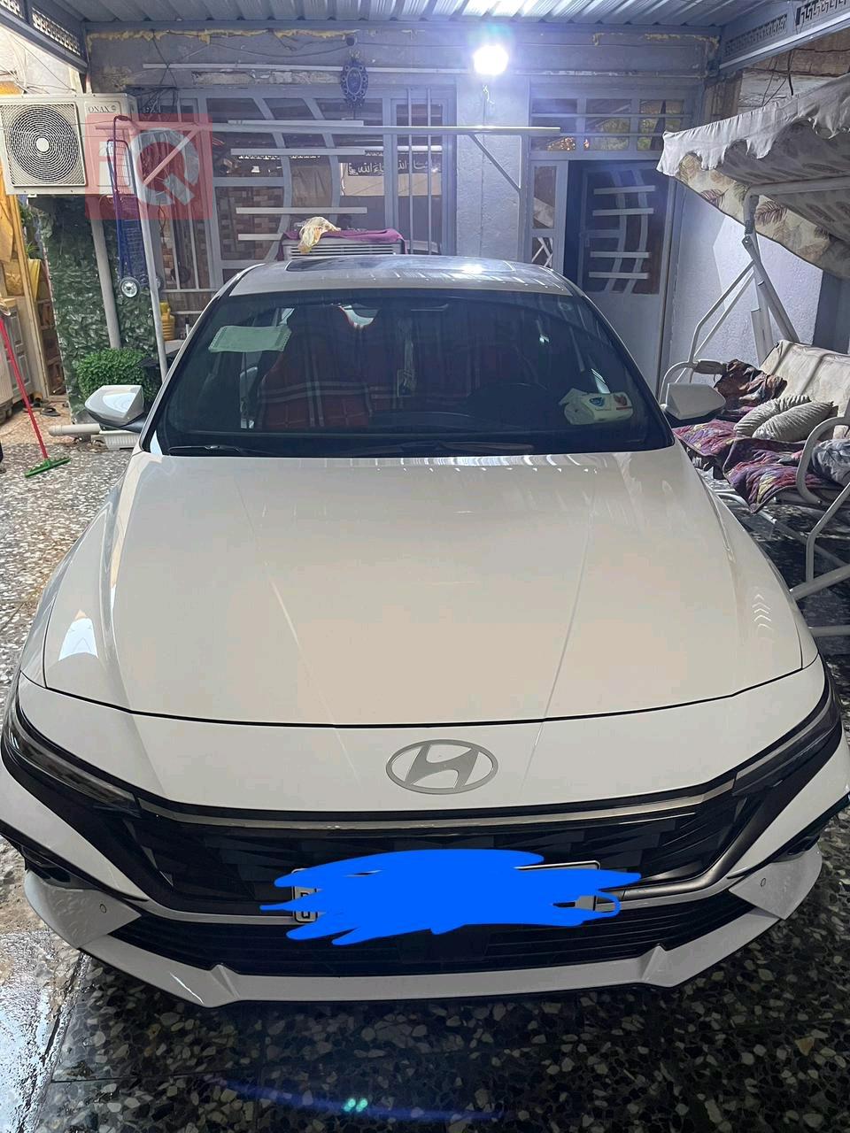هیوندای ئەلەنترا